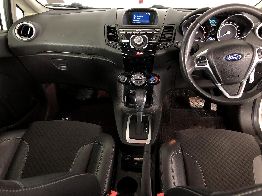 Photo '19' of Ford Fiesta Sport