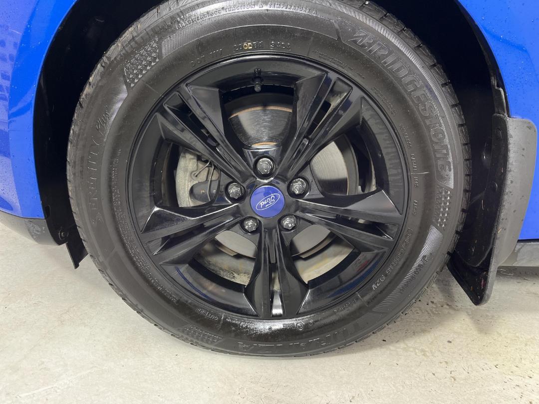 Photo '10' of Ford Focus