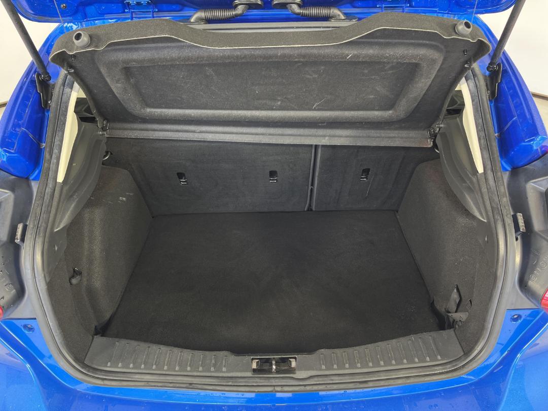 Photo '14' of Ford Focus