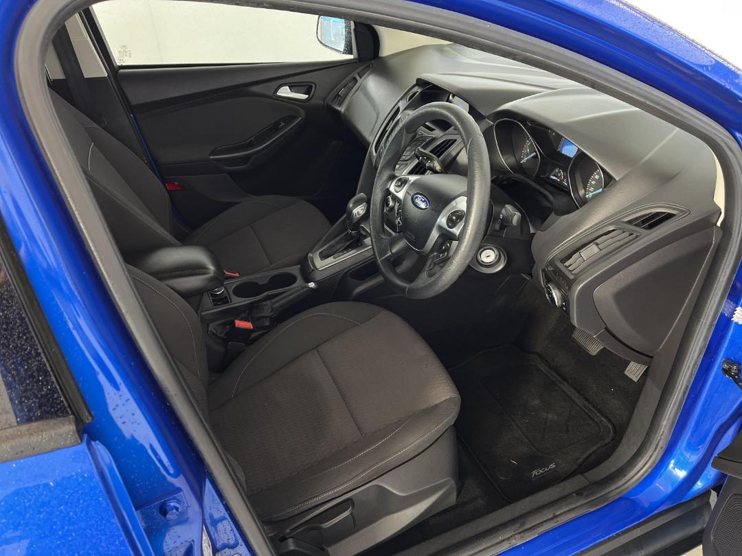 Photo '16' of Ford Focus