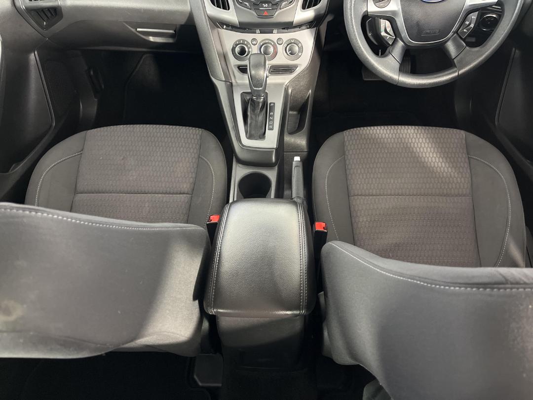 Photo '18' of Ford Focus