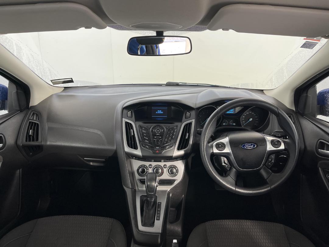 Photo '17' of Ford Focus