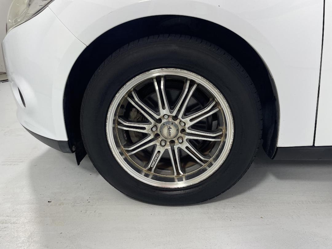 Photo '10' of Ford Focus Photo '10' of Ford Focus