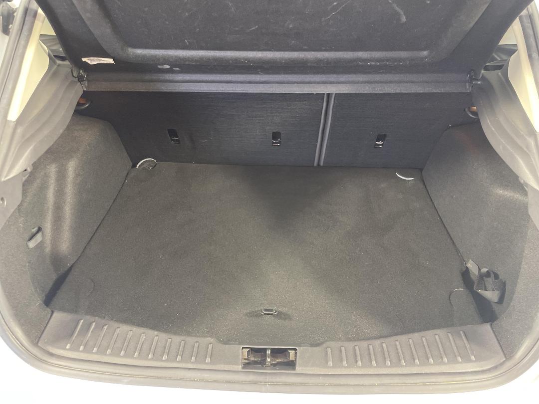 Photo '14' of Ford Focus Photo '14' of Ford Focus