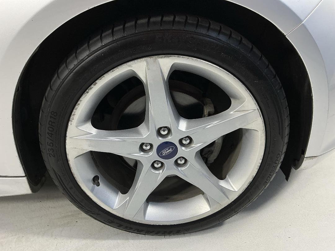 Photo '9' of Ford Focus