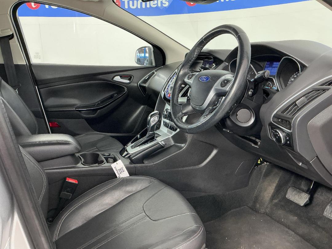 Photo '16' of Ford Focus