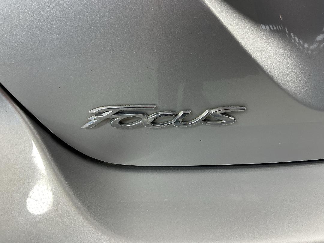 Photo '28' of Ford Focus