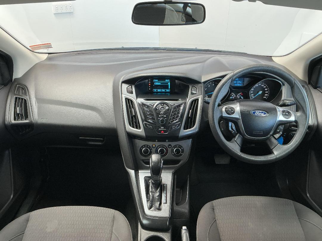 Photo '17' of Ford Focus