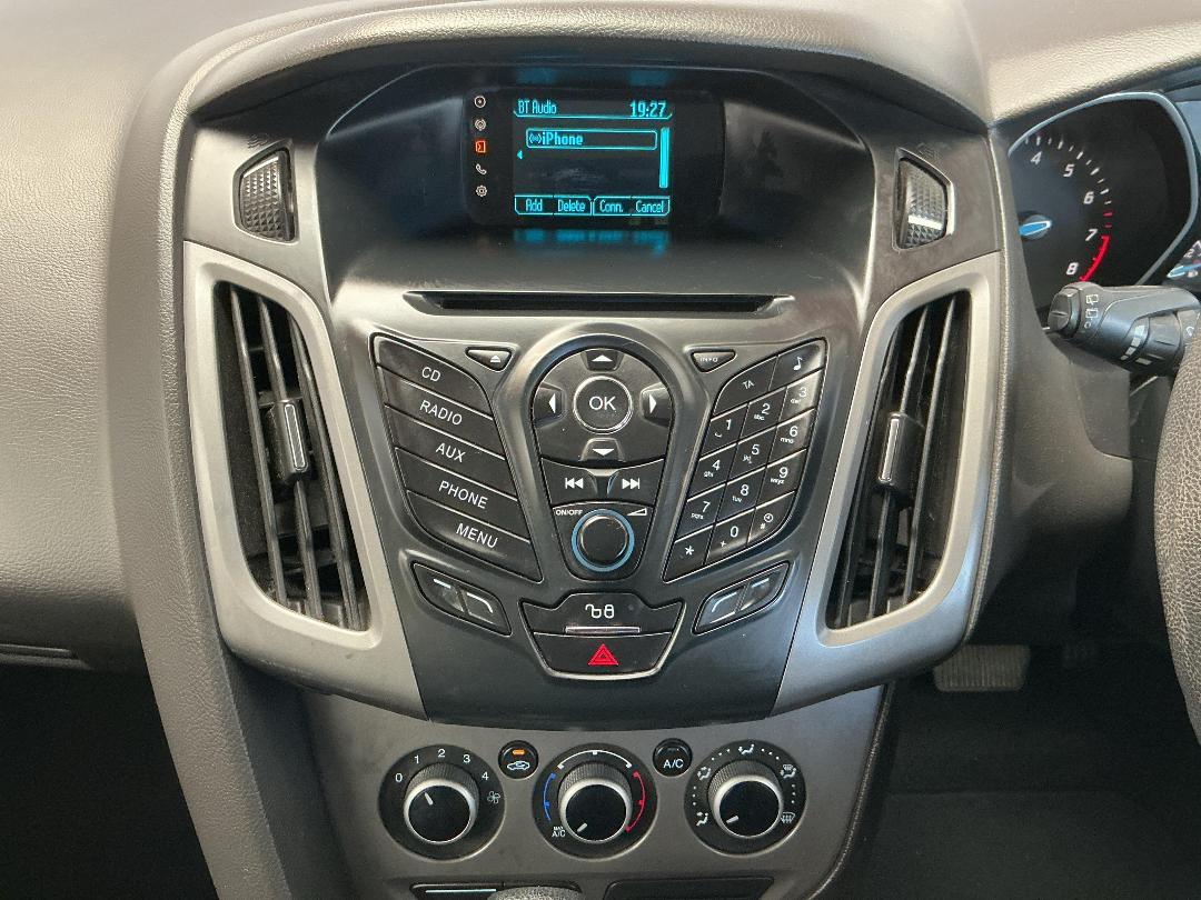 Photo '18' of Ford Focus