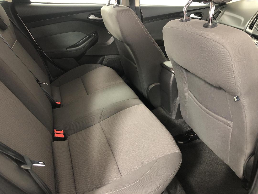 Photo '20' of Ford Focus Photo '20' of Ford Focus