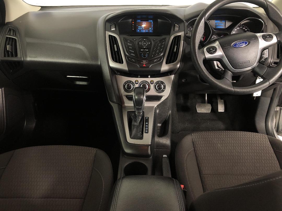 Photo '17' of Ford Focus Photo '17' of Ford Focus