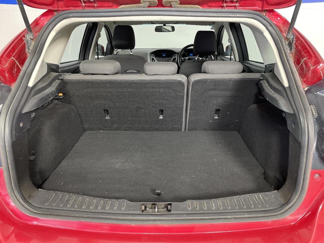 Photo '14' of Ford Focus Photo '14' of Ford Focus