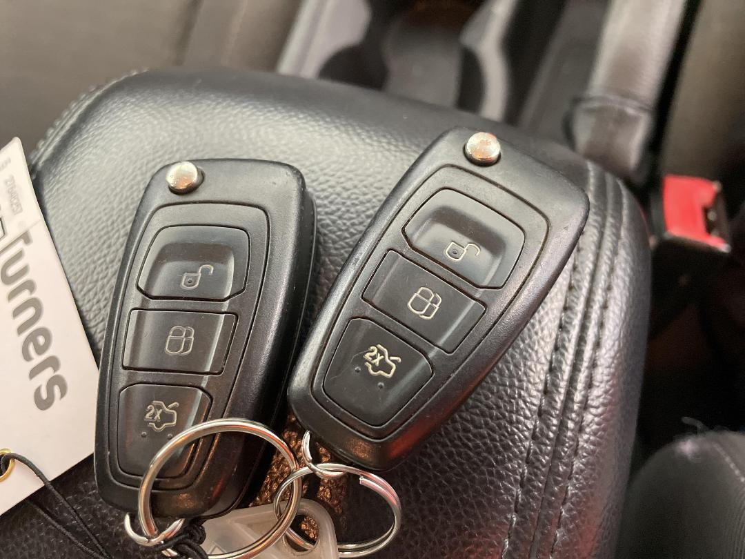 Photo '22' of Ford Focus Photo '22' of Ford Focus