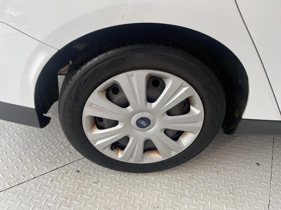 Photo '12' of Ford Focus Photo '12' of Ford Focus