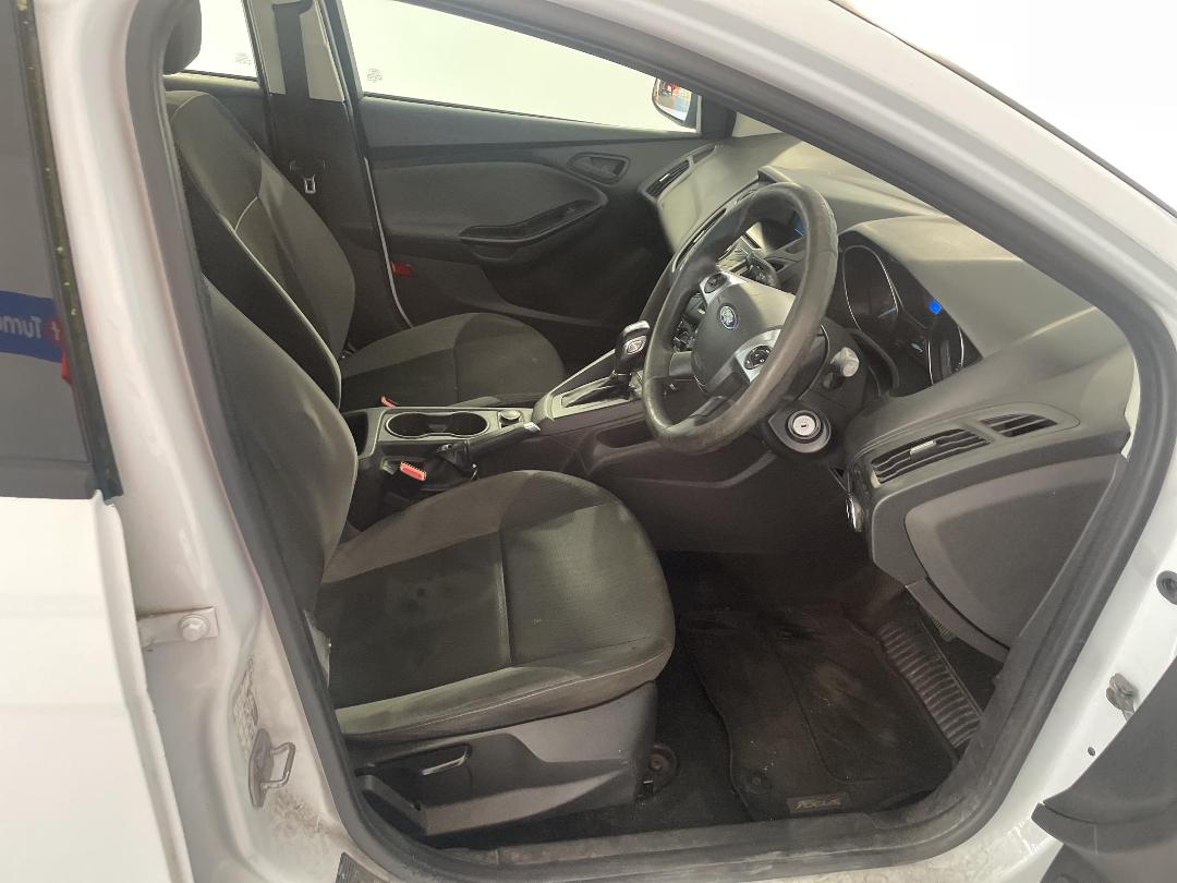 Photo '16' of Ford Focus Photo '16' of Ford Focus