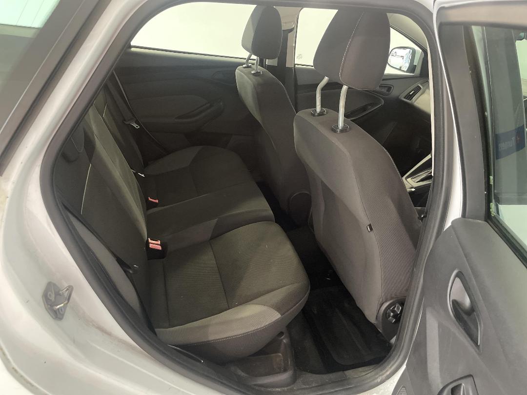 Photo '20' of Ford Focus Photo '20' of Ford Focus