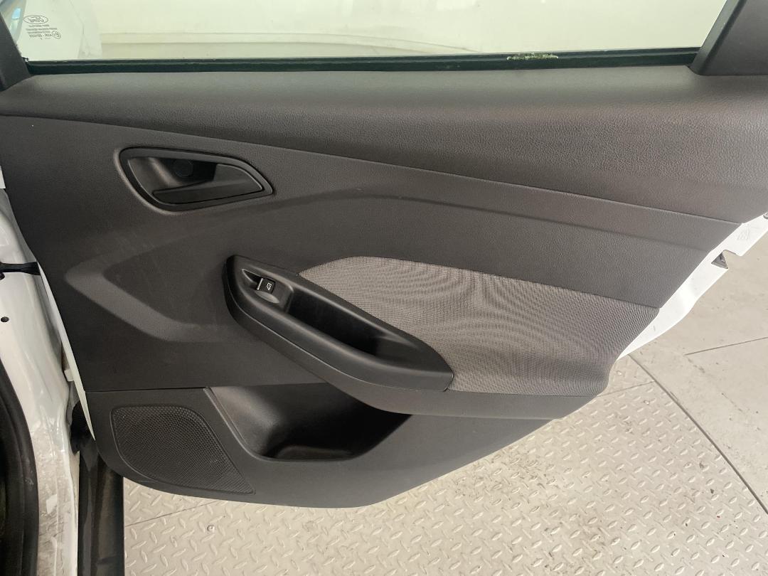 Photo '19' of Ford Focus Photo '19' of Ford Focus