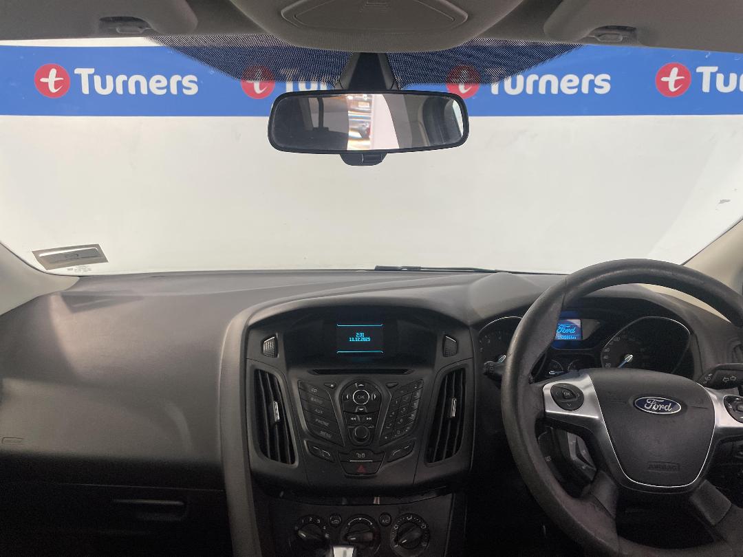 Photo '17' of Ford Focus Photo '17' of Ford Focus