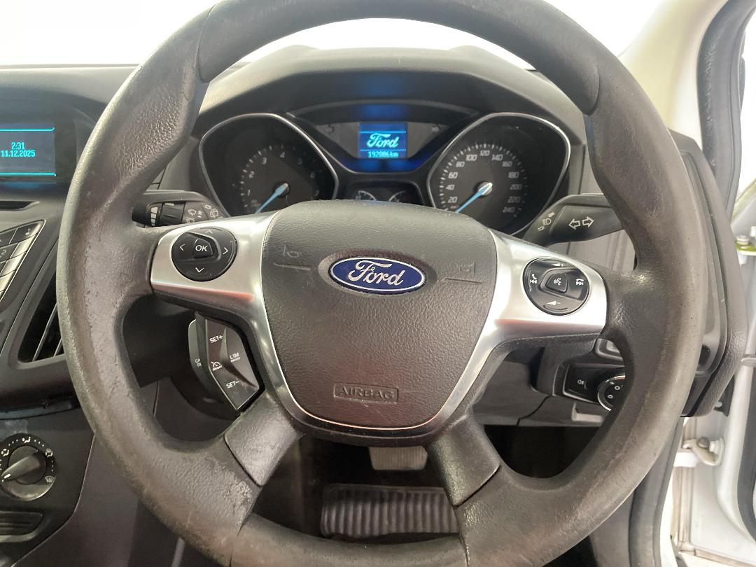 Photo '27' of Ford Focus Photo '27' of Ford Focus