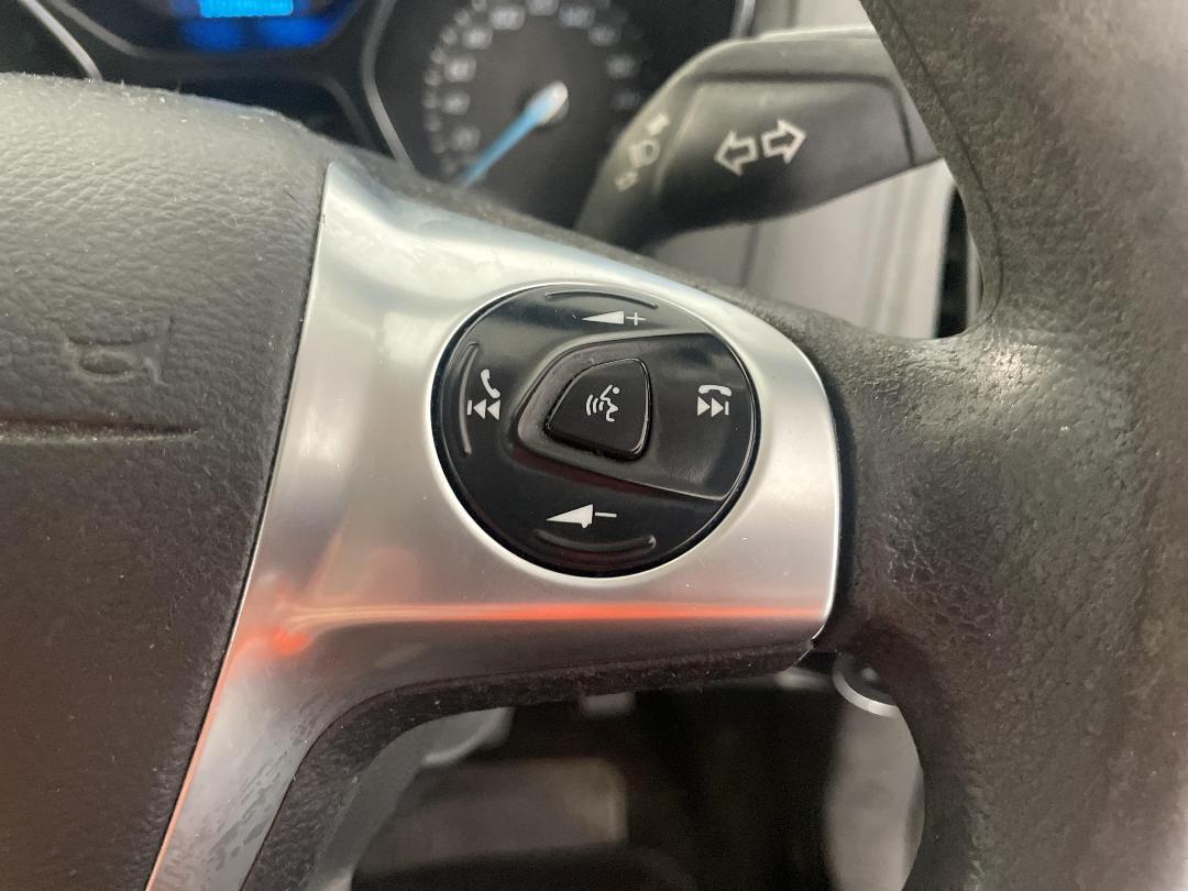 Photo '25' of Ford Focus Photo '25' of Ford Focus