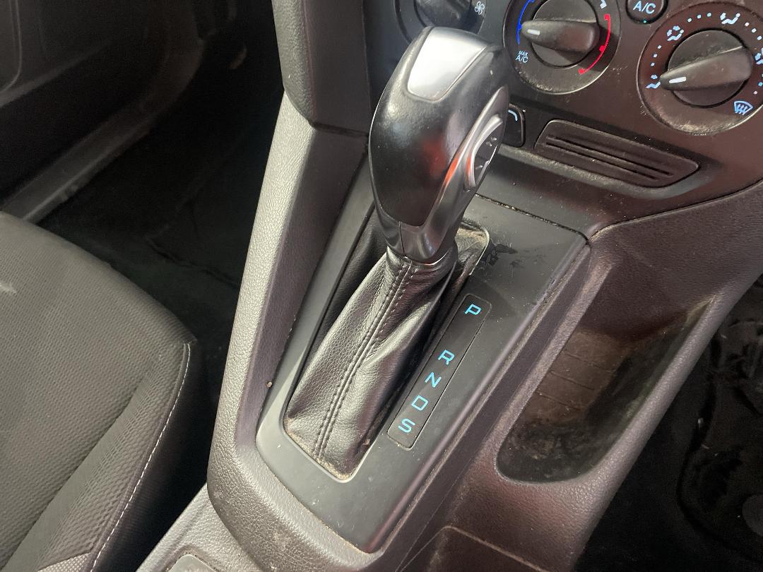 Photo '31' of Ford Focus Photo '31' of Ford Focus