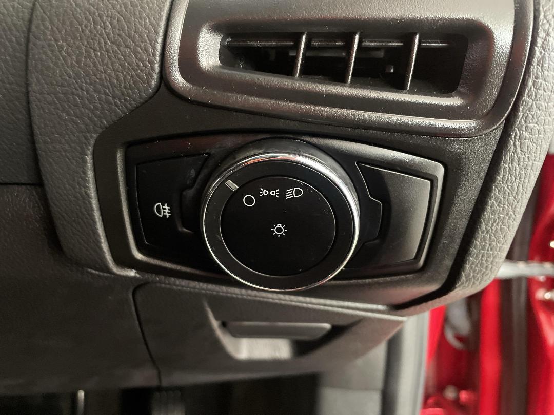 Photo '24' of Ford Focus