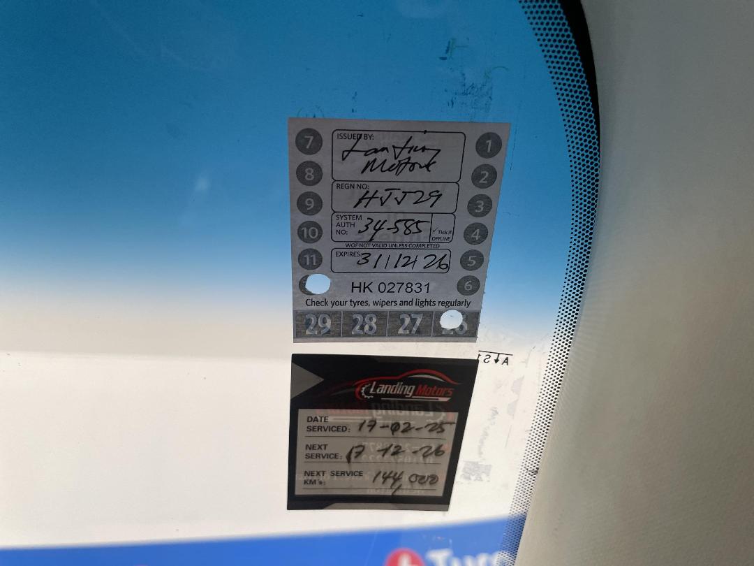 Photo '33' of Ford Focus