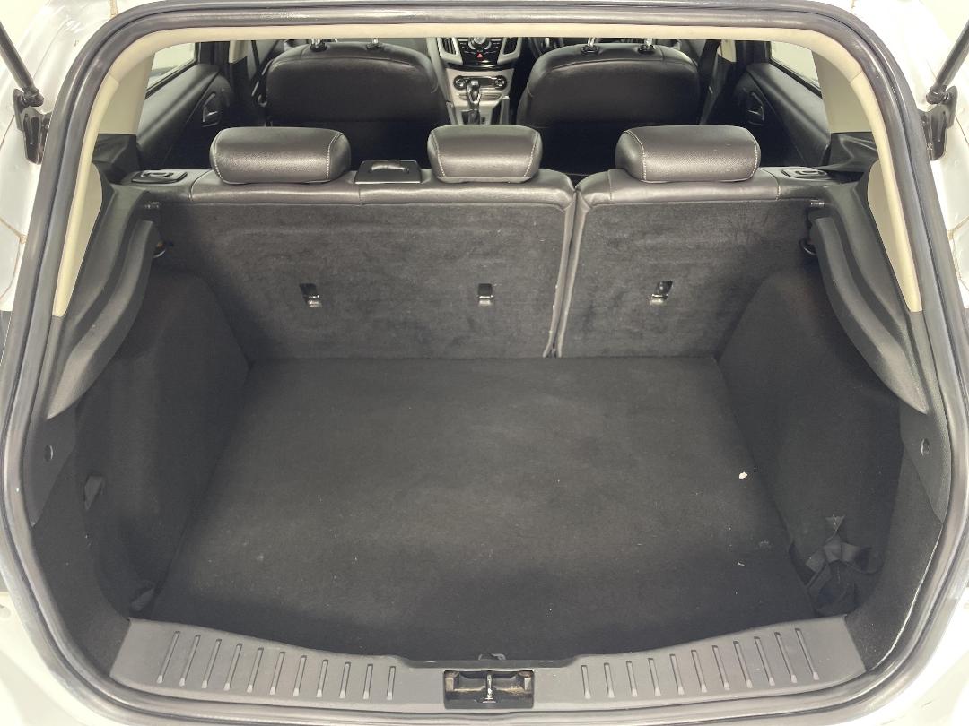 Photo '14' of Ford Focus Photo '14' of Ford Focus