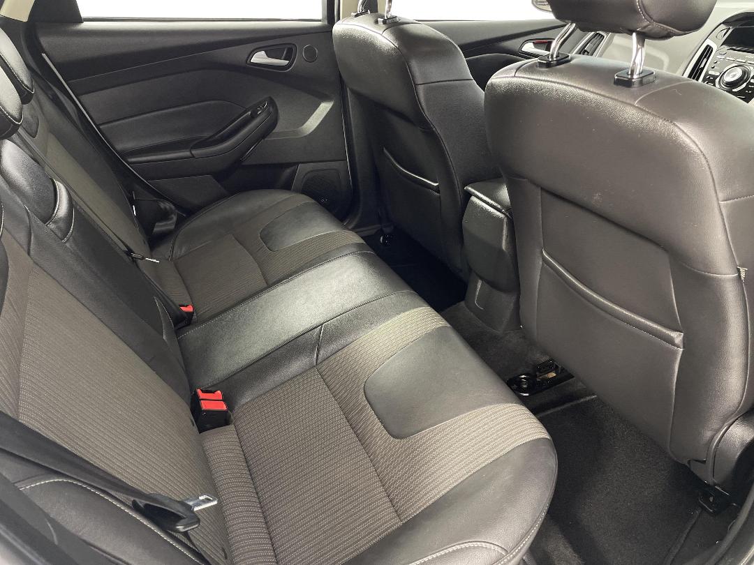 Photo '20' of Ford Focus Photo '20' of Ford Focus