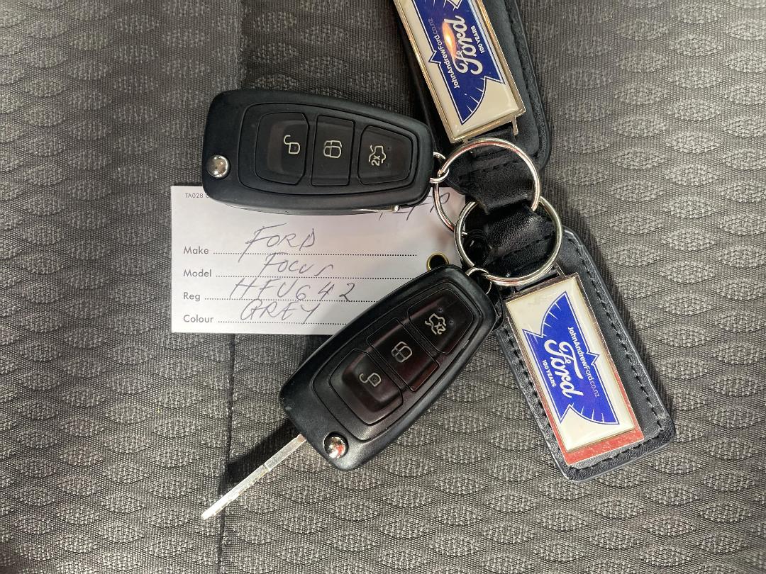 Photo '22' of Ford Focus Photo '22' of Ford Focus