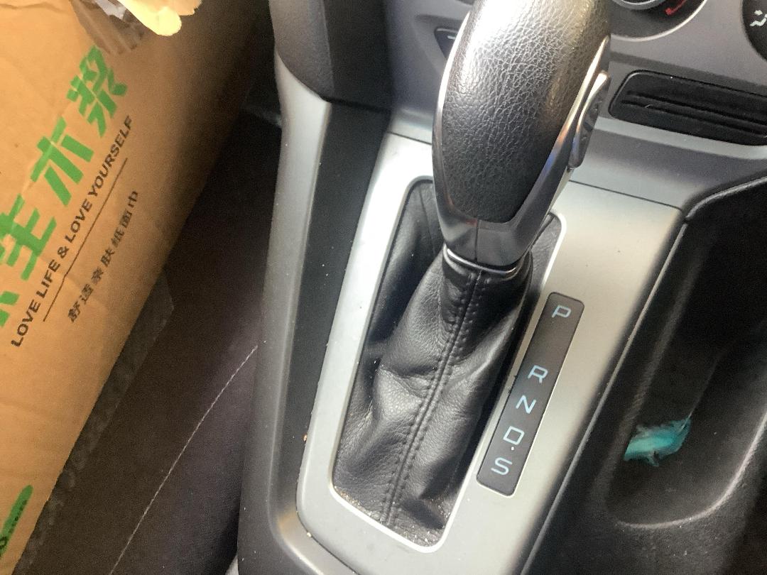 Photo '18' of Ford Focus Trend