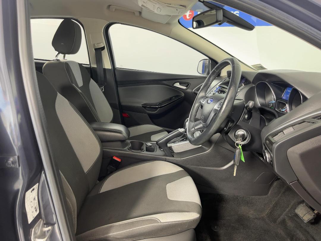 Photo '13' of Ford Focus Sport