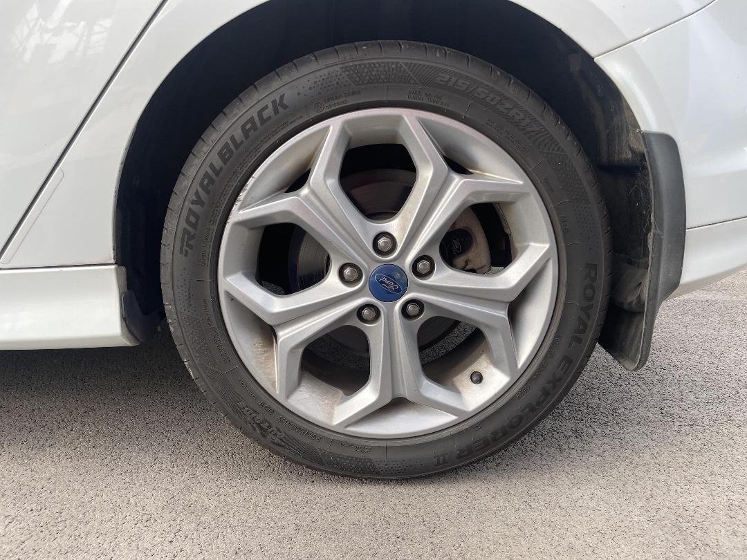 Photo '11' of Ford Focus Sport