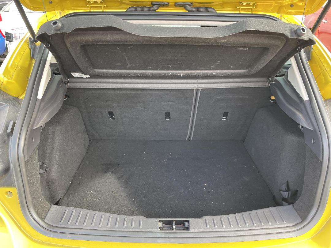 Photo '11' of Ford Focus