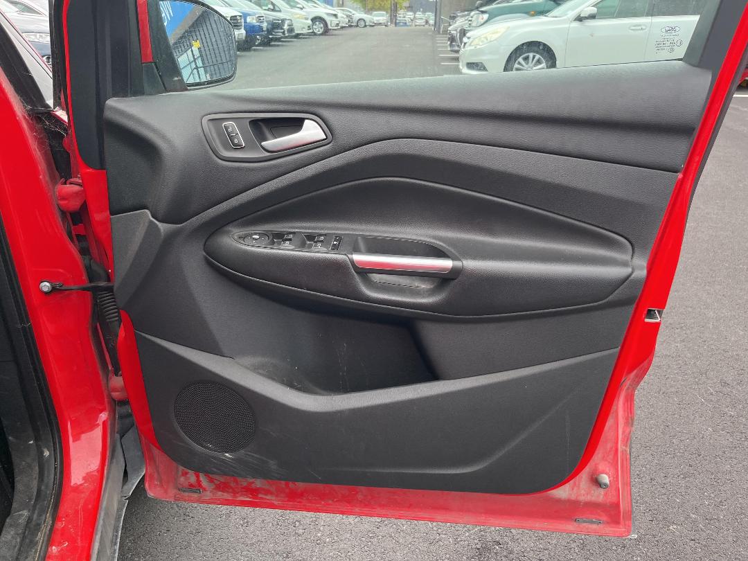 Photo '13' of Ford Kuga Trend Diesel Photo '13' of Ford Kuga Trend Diesel