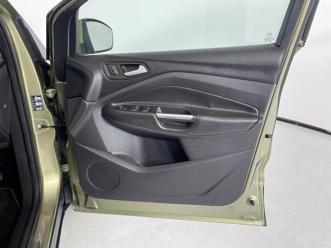 Photo '15' of Ford Kuga