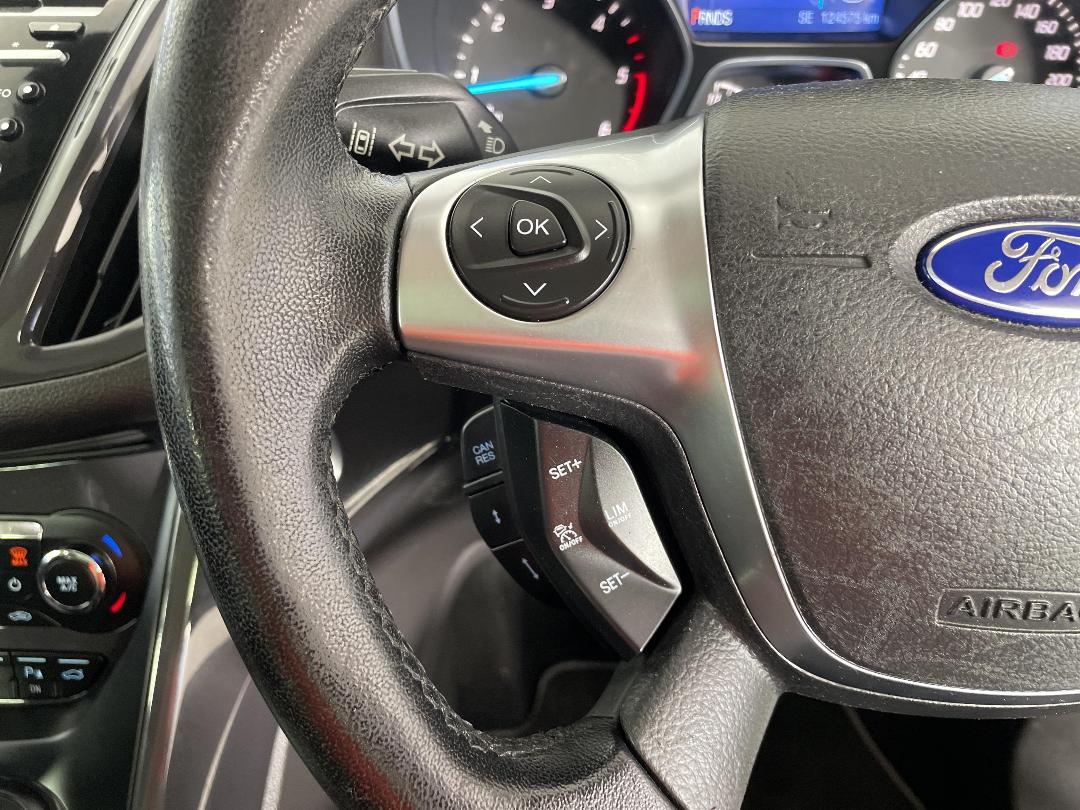 Photo '24' of Ford Kuga