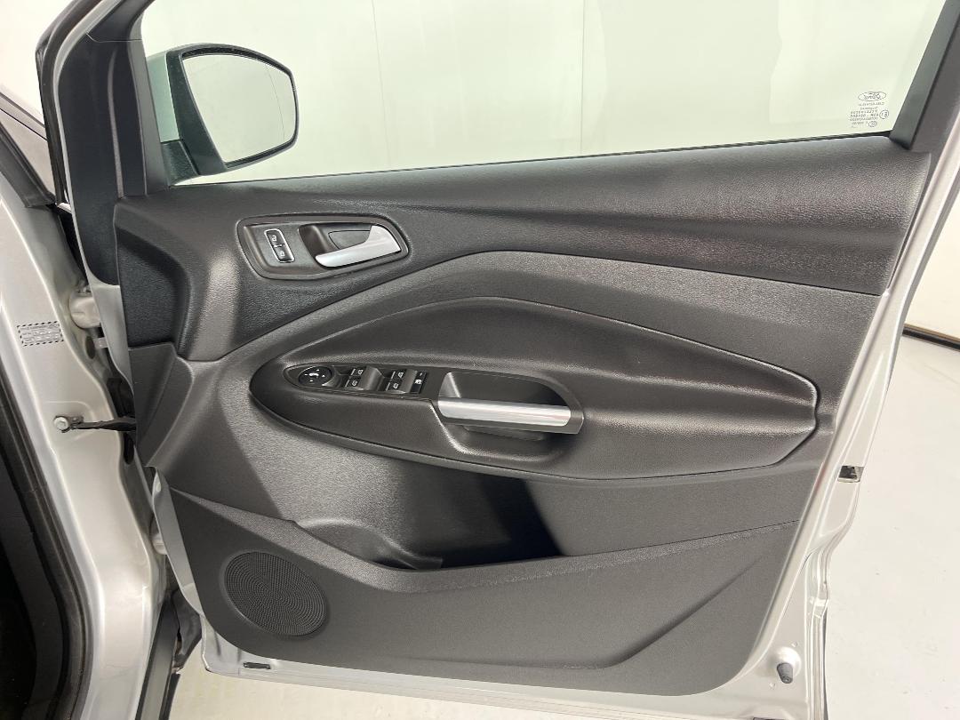 Photo '15' of Ford Kuga