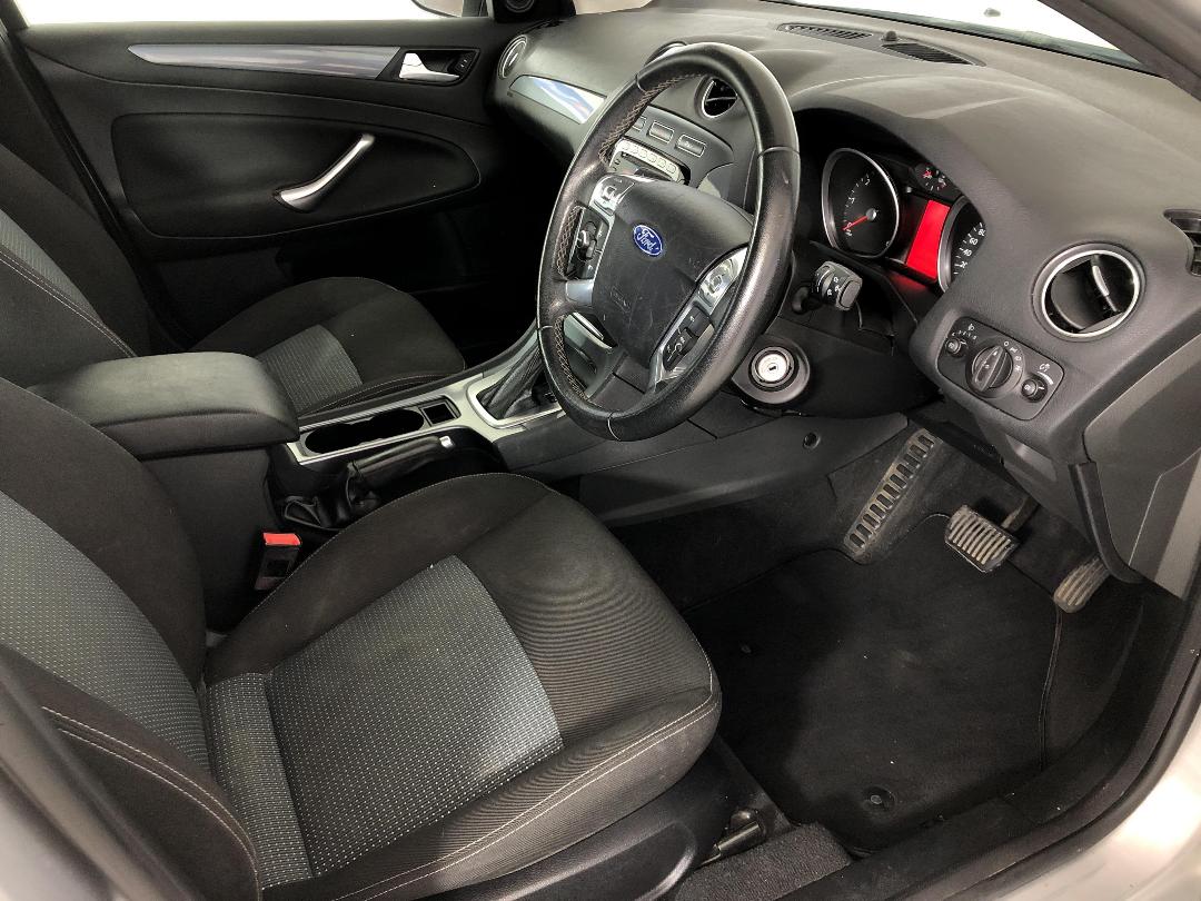 Photo '16' of Ford Mondeo