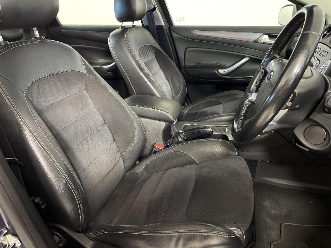 Photo '16' of Ford Mondeo