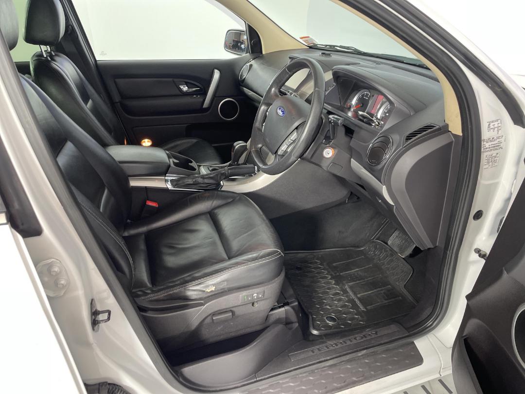 Photo '16' of Ford Territory