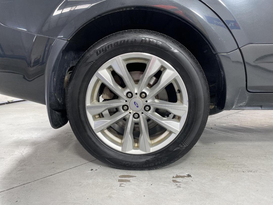 Photo '12' of Ford Territory