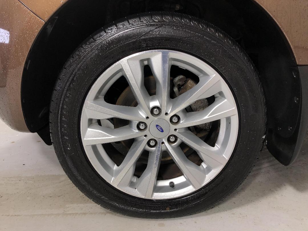 Photo '10' of Ford Territory