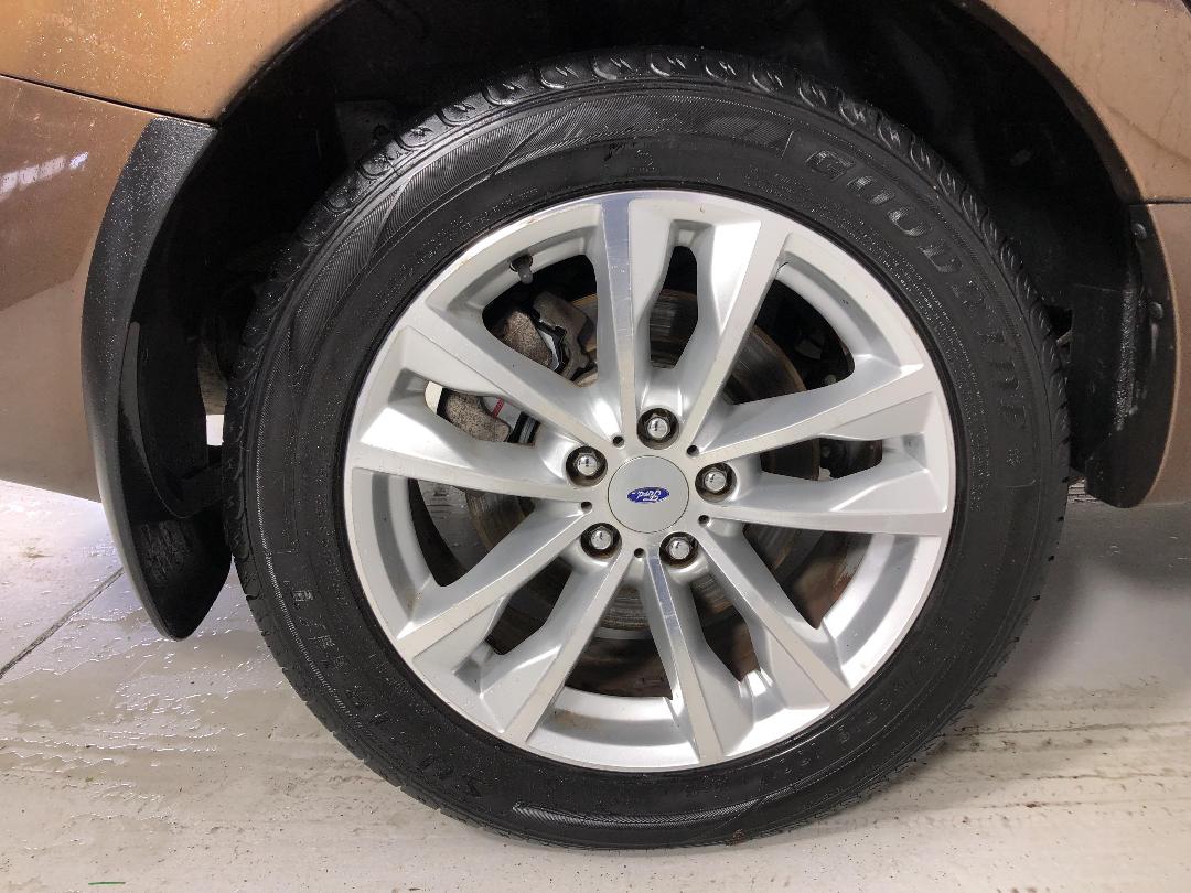 Photo '12' of Ford Territory