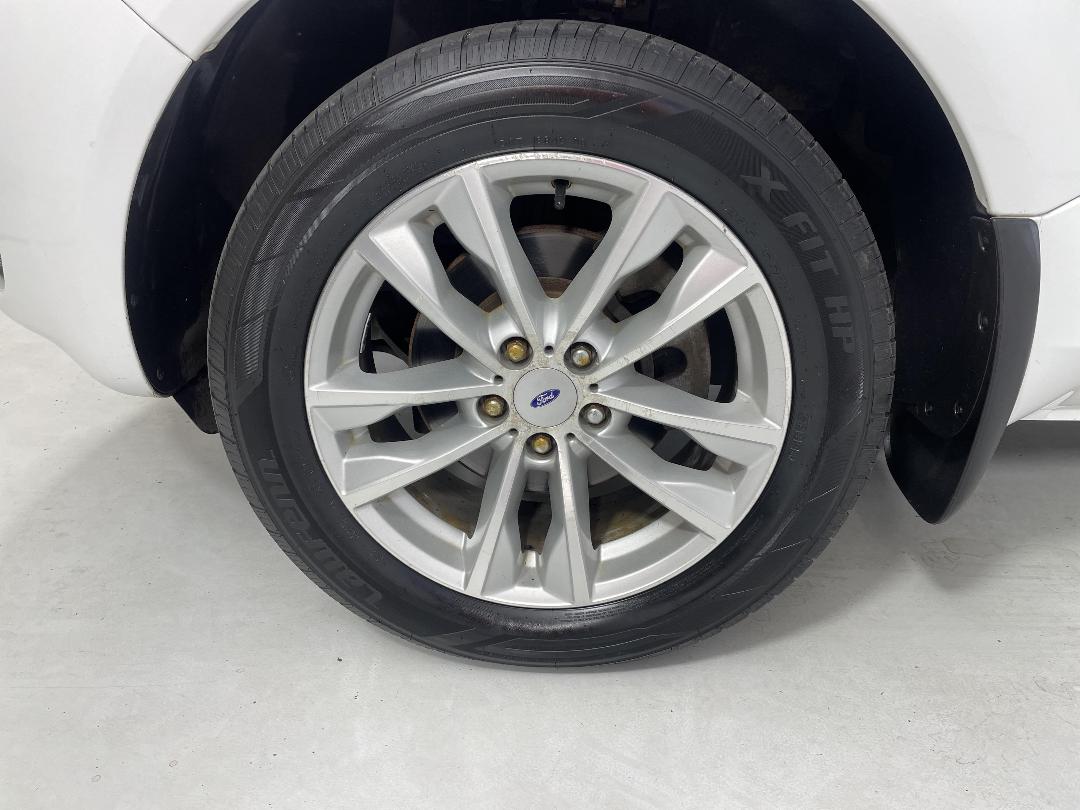 Photo '10' of Ford Territory