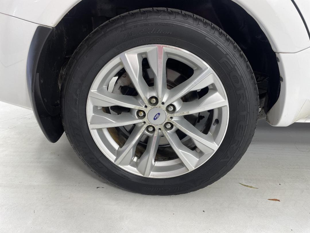 Photo '12' of Ford Territory