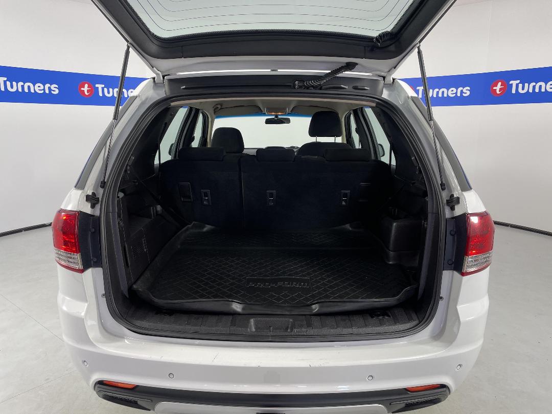 Photo '14' of Ford Territory