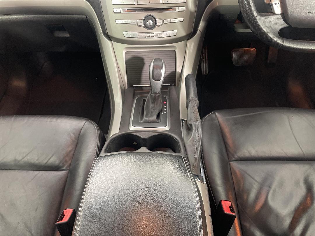 Photo '18' of Ford Territory