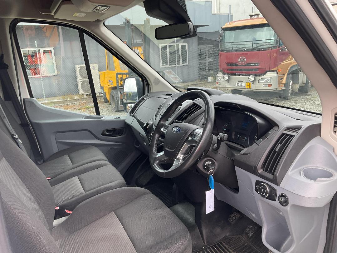 Photo '11' of Ford Transit 350L LWB VAN 2.2D/6M Van Photo '11' of Ford Transit 350L LWB VAN 2.2D/6M Van