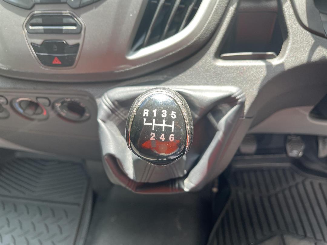 Photo '29' of Ford Transit